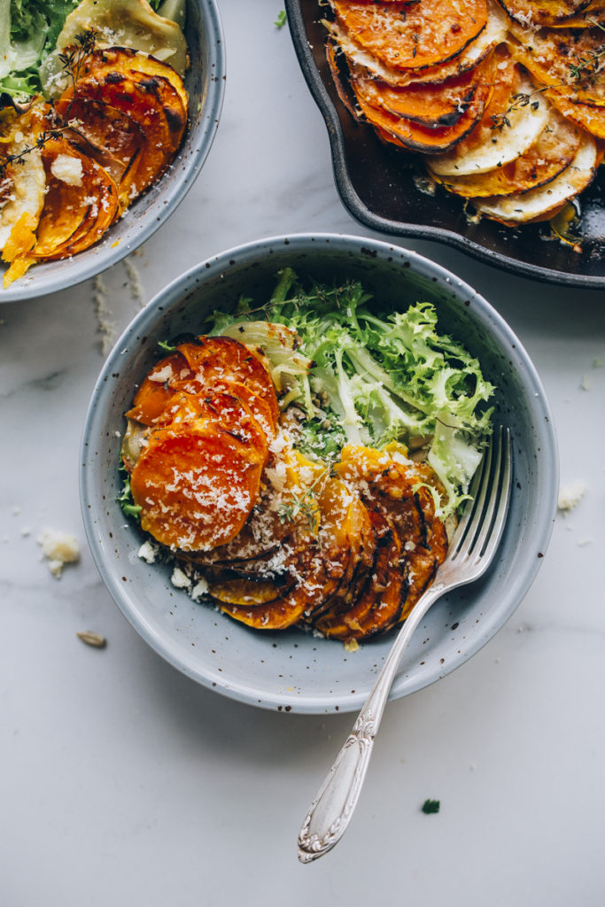 imagen de gratinado de verduras emplatado y servido