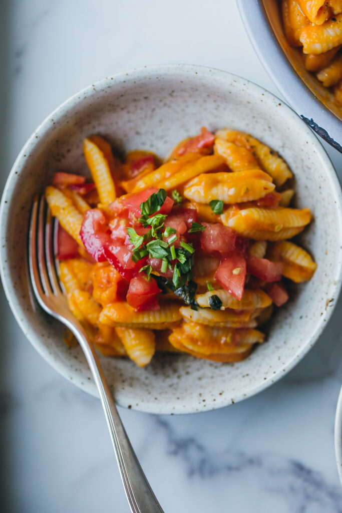 pasta son salsa de tomate